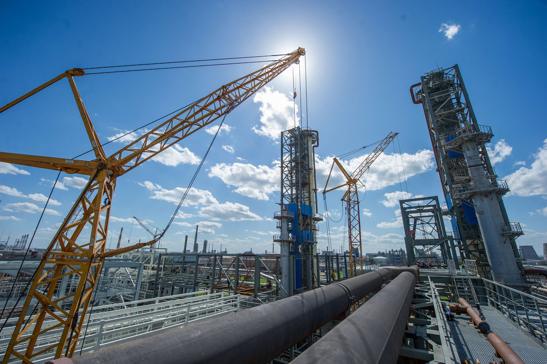 Construction of new production facilities of Gazprom neftekhim Salavat LLC