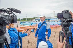 Reconstruction of treatment facilities, which is among federal projects at the Year of Ecology, was of considerable interest to mass media representatives. Vladimir Gerunov, Head of new off-site facilities construction department, responding to correspondents’ questions.